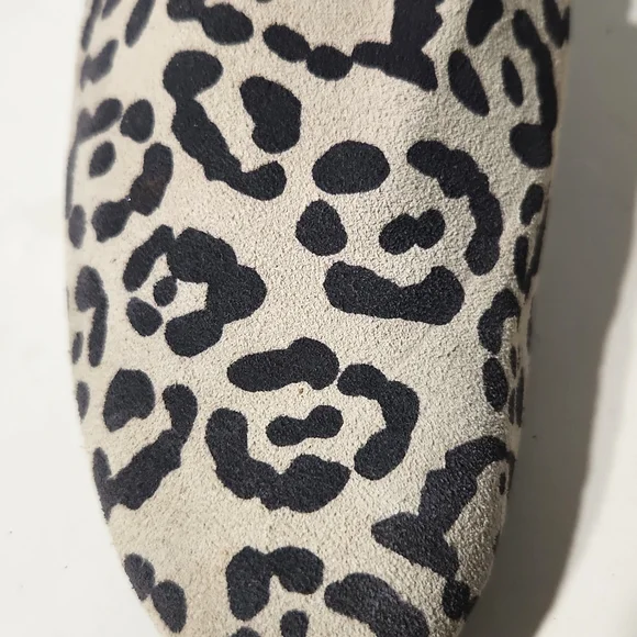 Lucky Brand Clooey Scalloped Suede Leopard Print Flat Loafers Size 8.5M - Picture 2 of 13